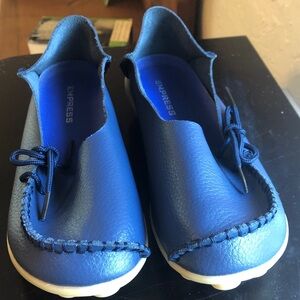 Empress Australian navy rubber soled slip on shoes size 36